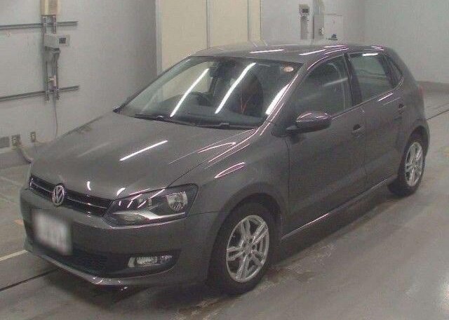 Volkswagen Polo 1.2L Petrol 2014 Grey Colour 35k Miles, Automatic Gearbox, Hatchback - 1