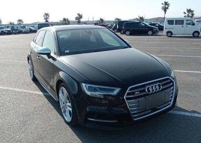 Audi S3 Sportsback 2L Petrol - 1