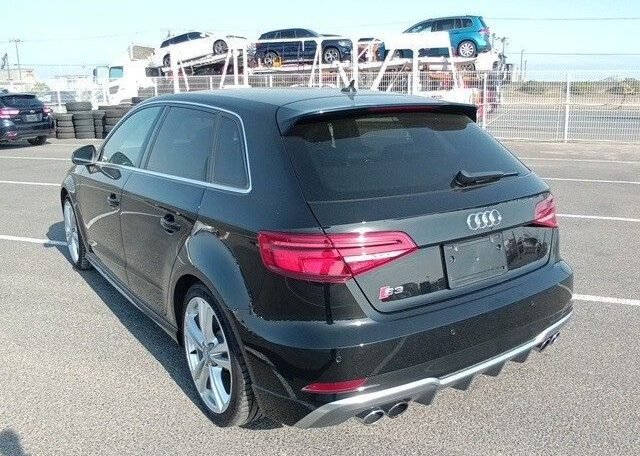 Audi S3 Sportsback 2L Petrol - 5