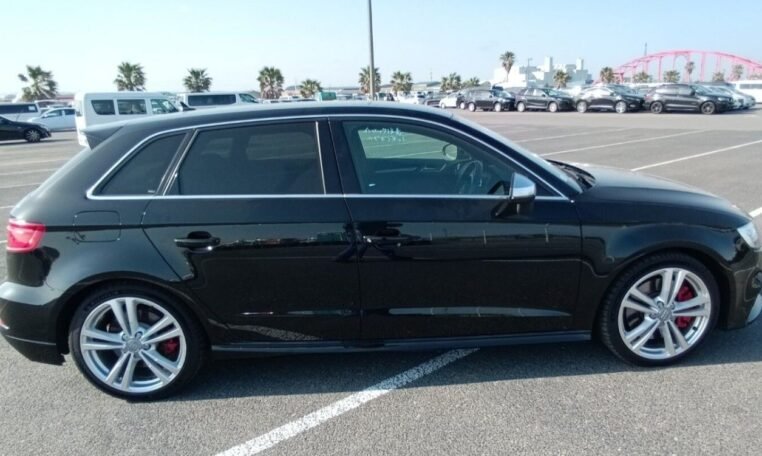 Audi S3 Sportsback 2L Petrol - 7