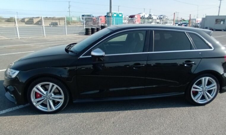 Audi S3 Sportsback 2L Petrol - 8